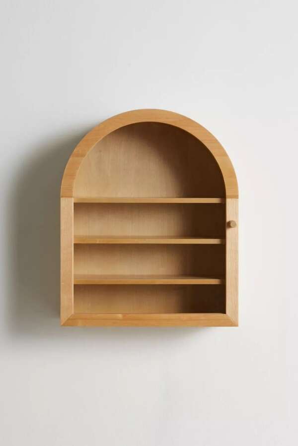 ชั้นวางไม้ทรงโค้งติดผนัง